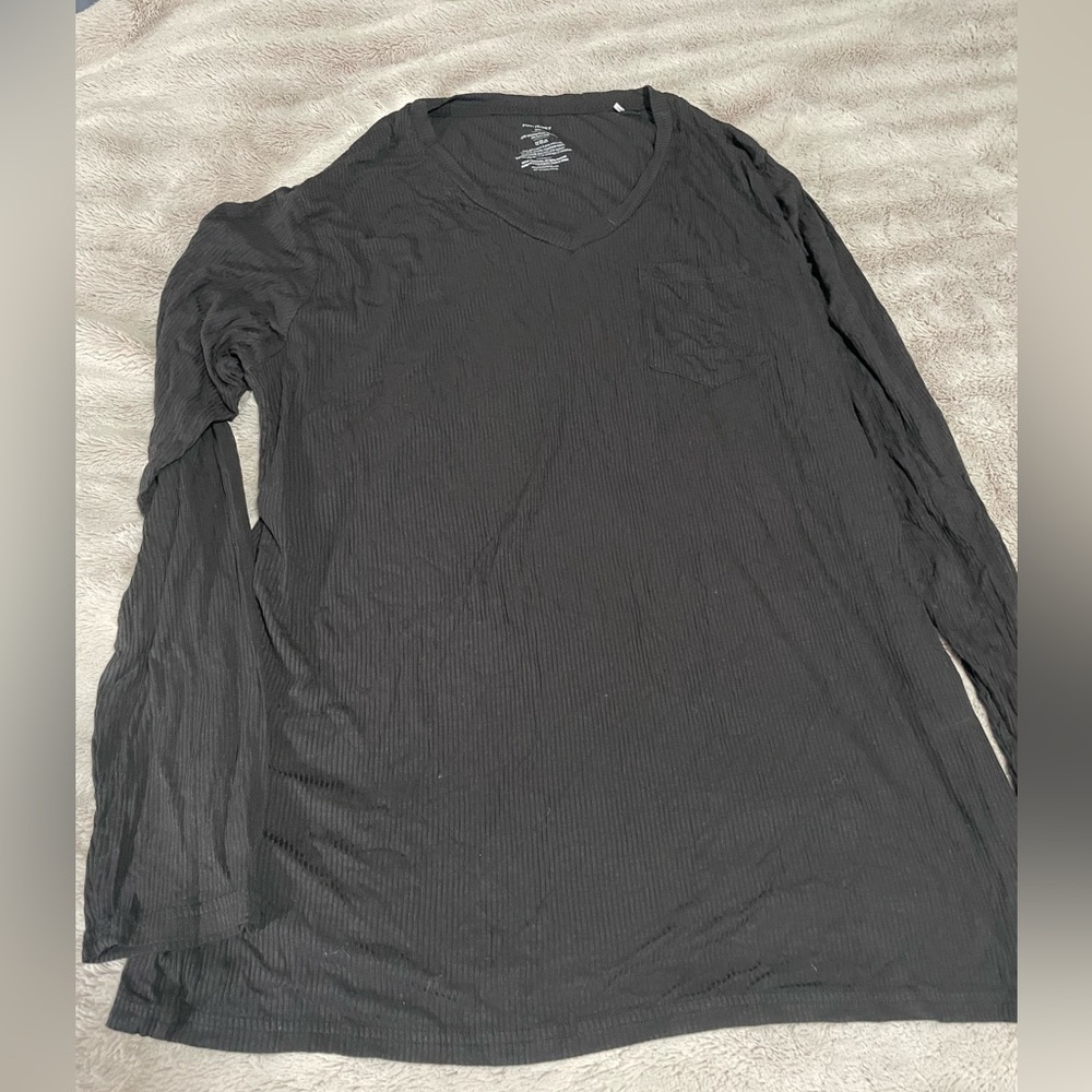 Posh Peanut 2XL Women’s Long Sleeve Black Shirt